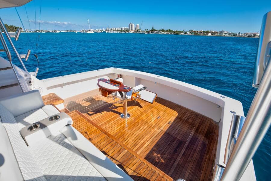 Viking 56 - GIANNA MARIE - Cockpit