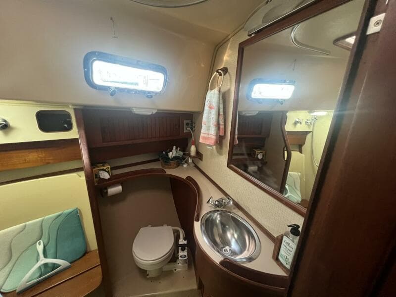 1994 Island Packet Cutter