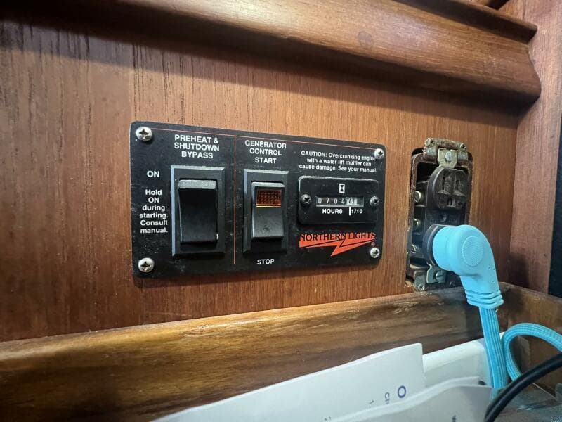 1994 Island Packet Cutter