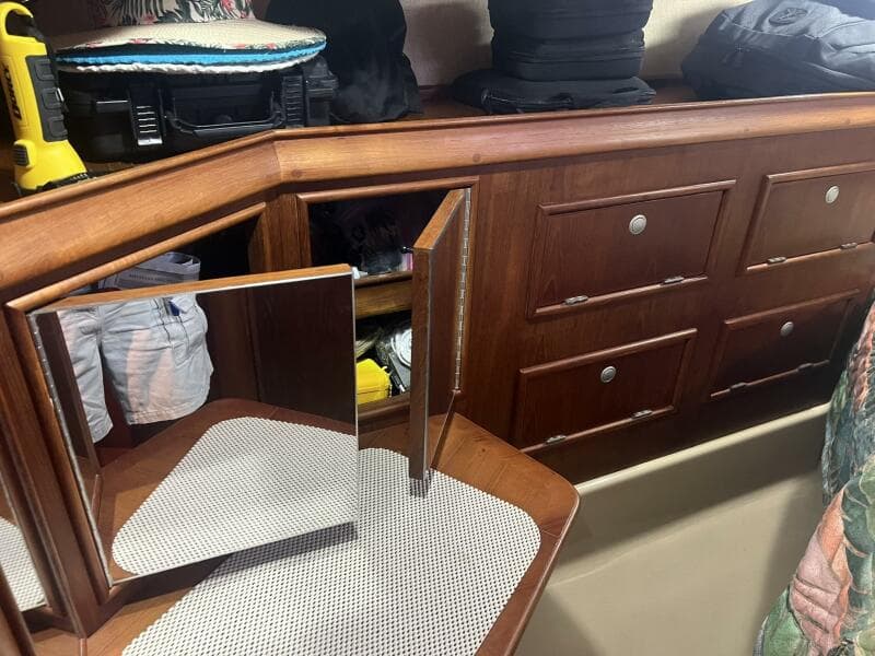 1994 Island Packet Cutter