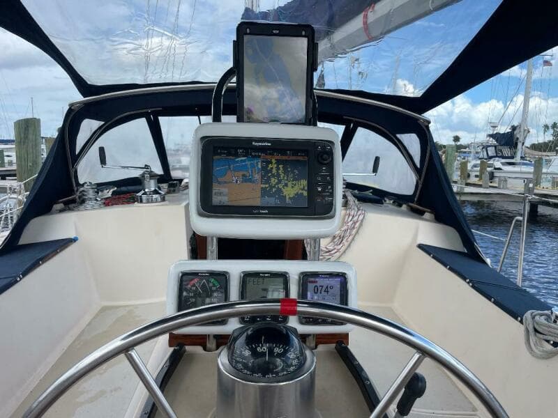 1994 Island Packet Cutter