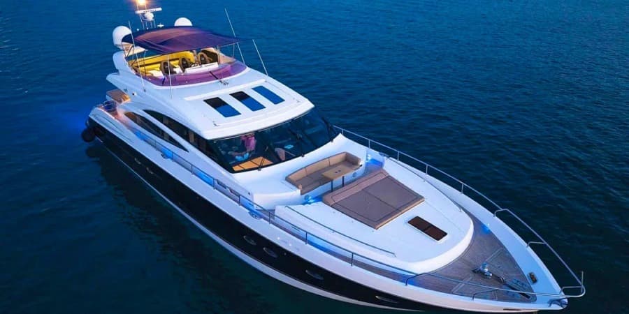 2011 Princess Yachts Princess V85