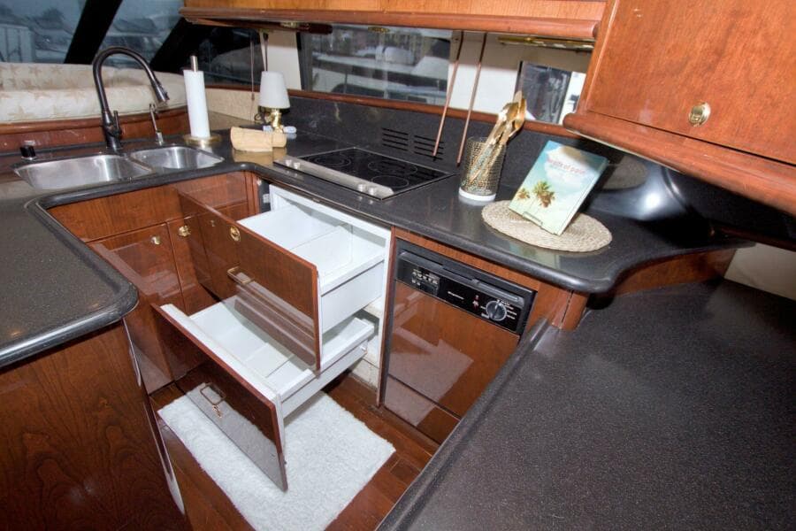2005 Neptunus 62 Flybridge