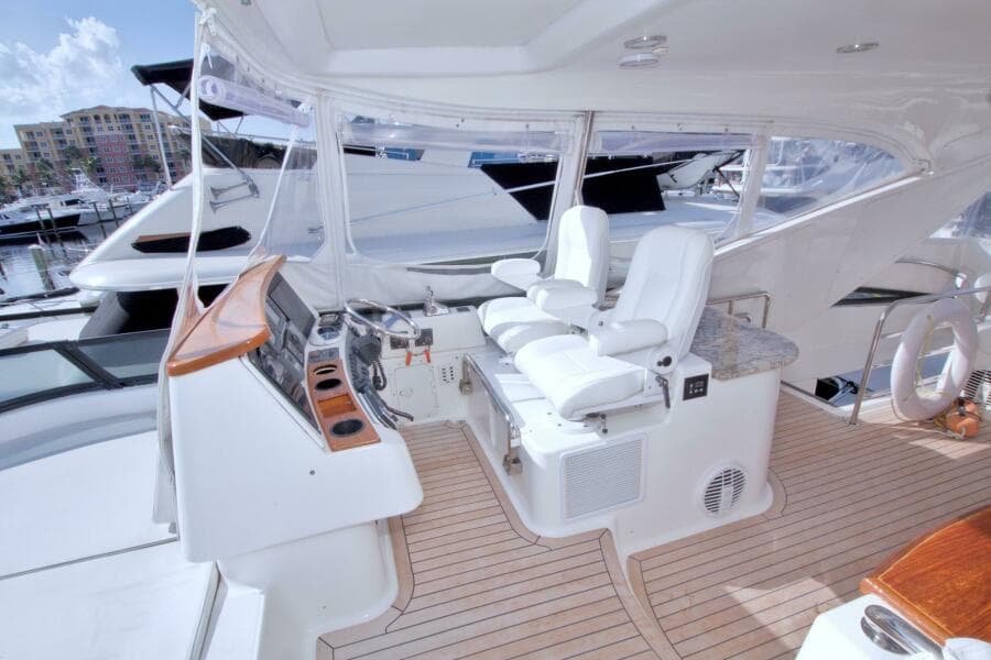 2005 Neptunus 62 Flybridge