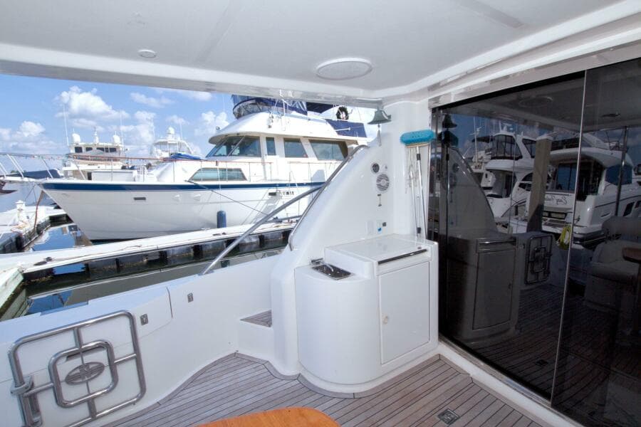 2005 Neptunus 62 Flybridge