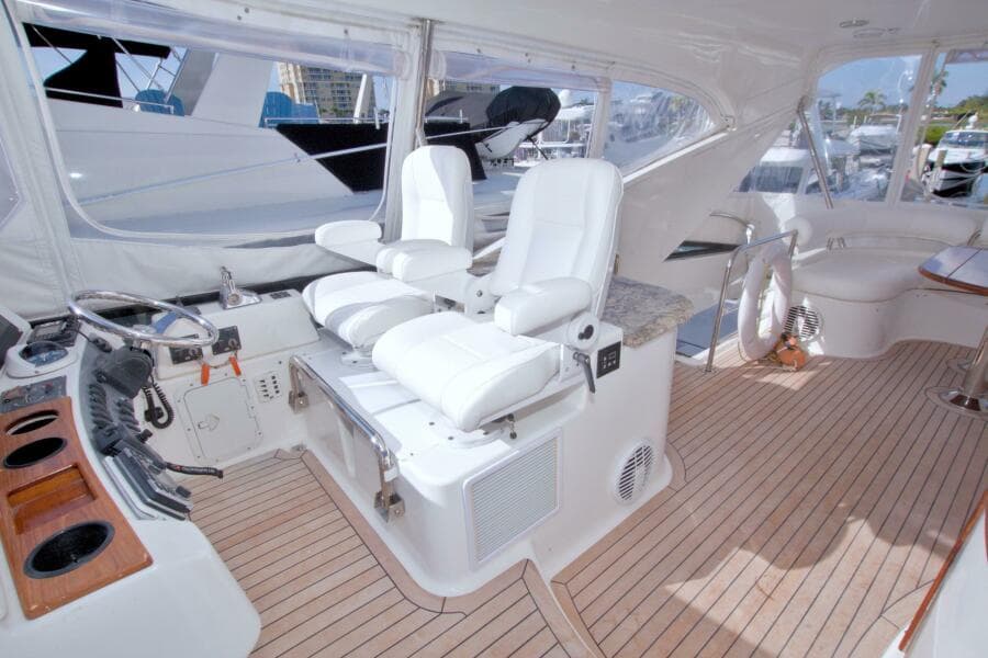 2005 Neptunus 62 Flybridge