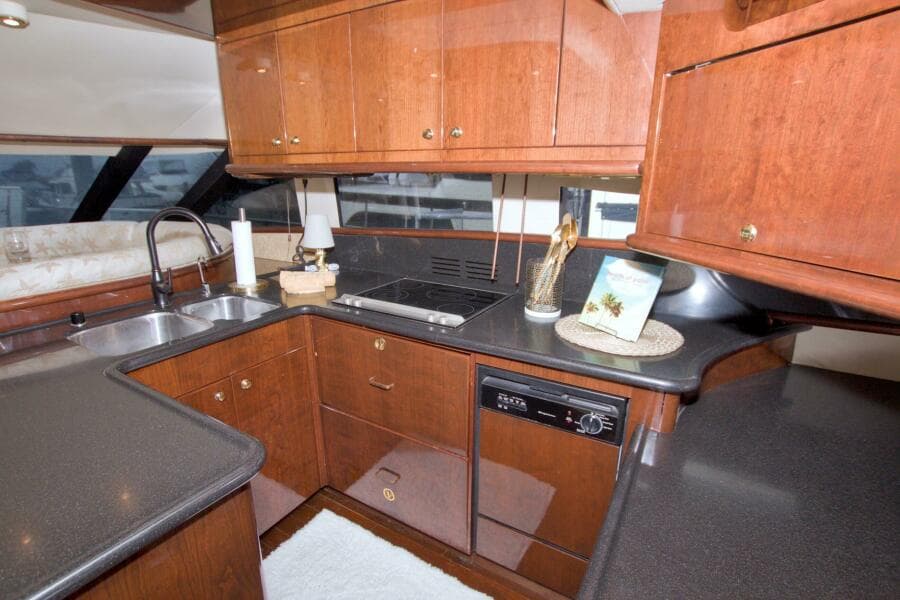 2005 Neptunus 62 Flybridge