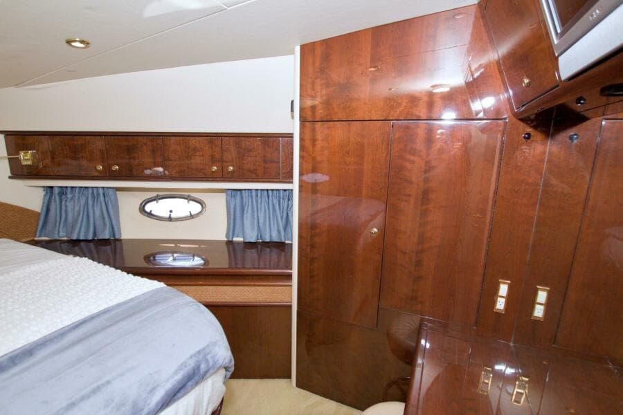 2005 Neptunus 62 Flybridge