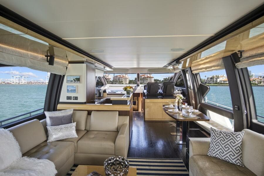 2017 Azimut 72 Flybridge - Photo 25