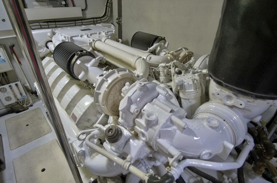 2017 Azimut 72 Flybridge - Photo 55