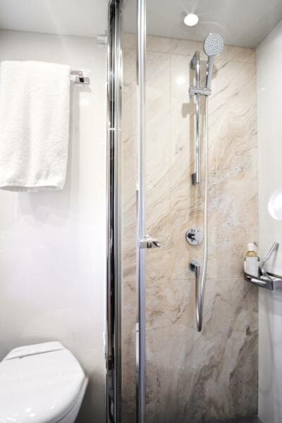 2017 Azimut 72 Flybridge - Photo 49