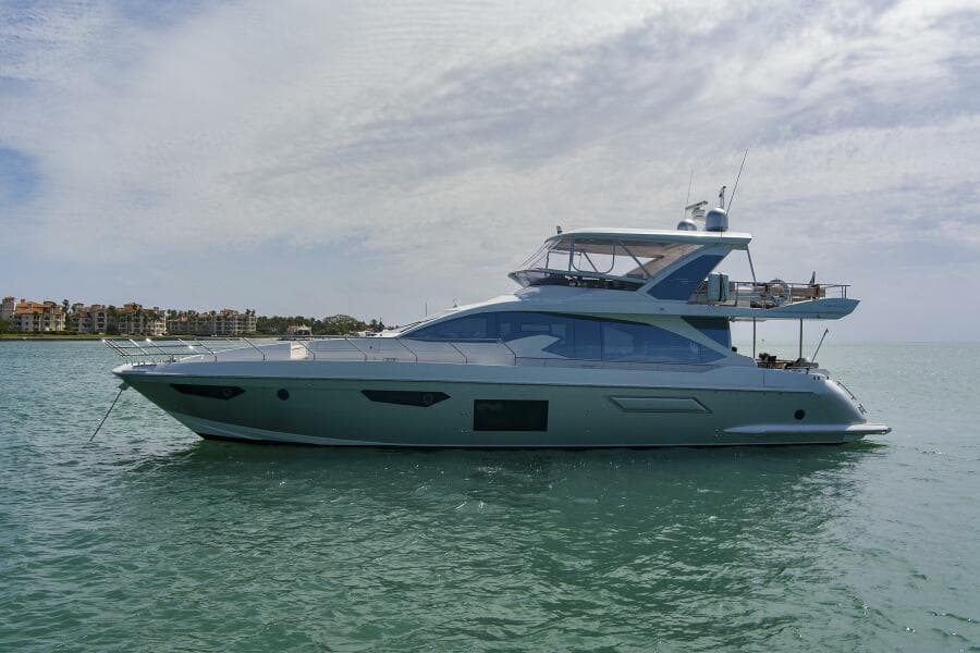 2017 Azimut 72 Flybridge - Photo 2
