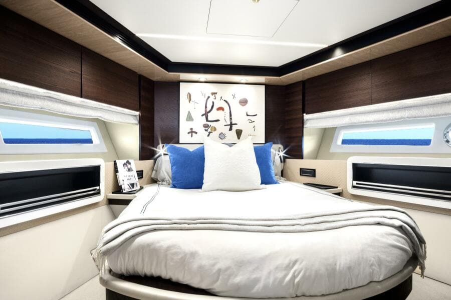 2017 Azimut 72 Flybridge - Photo 41