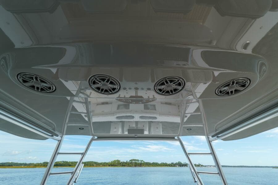 Valhalla 55 - Lucky 24 IV - T-Top