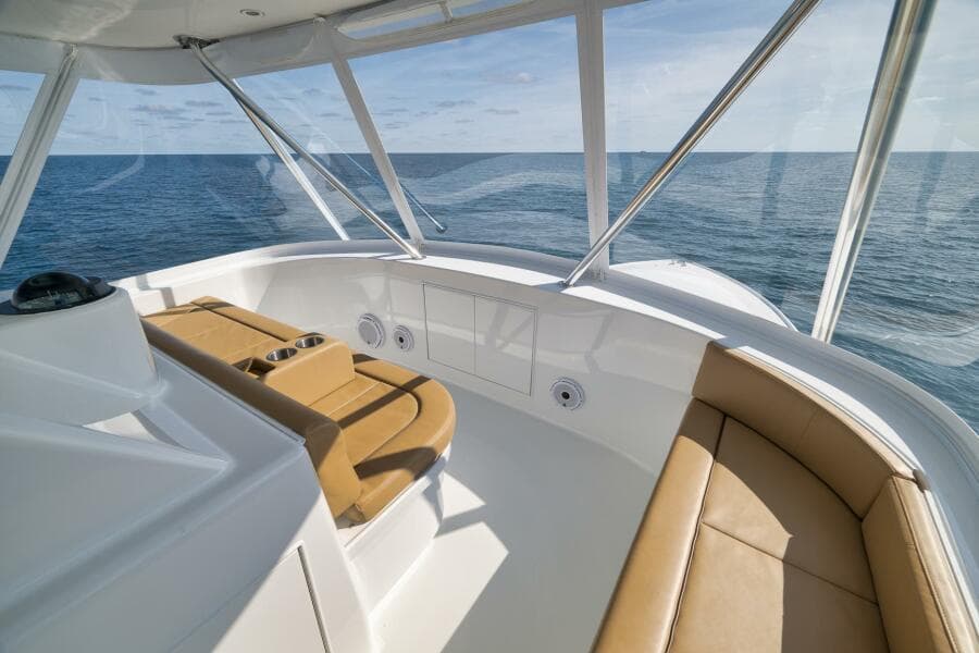 Weaver 60 - Pistol - Exterior Flybridge