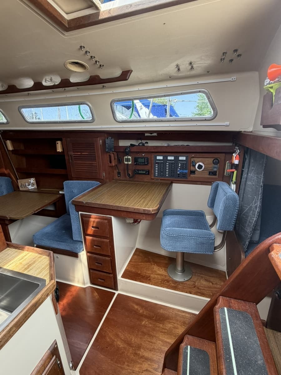 1985 Catalina Catalina 36-1 - Photo 27