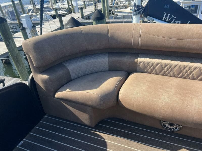 2023 Premier 330 Escalante