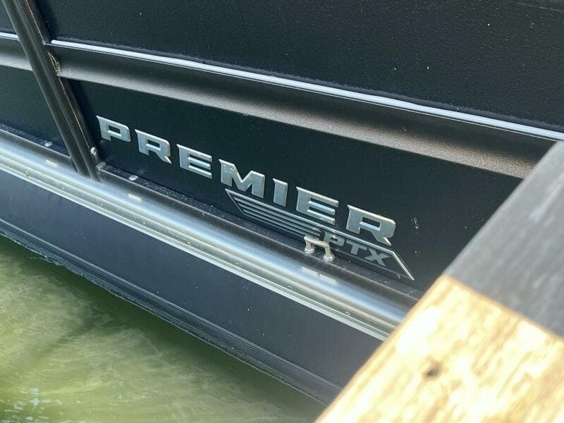 2023 Premier 330 Escalante