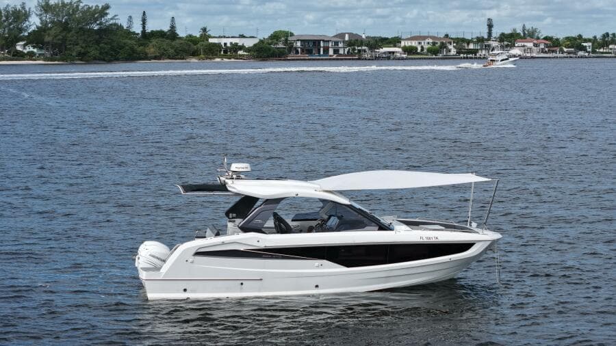2023 Galeon 