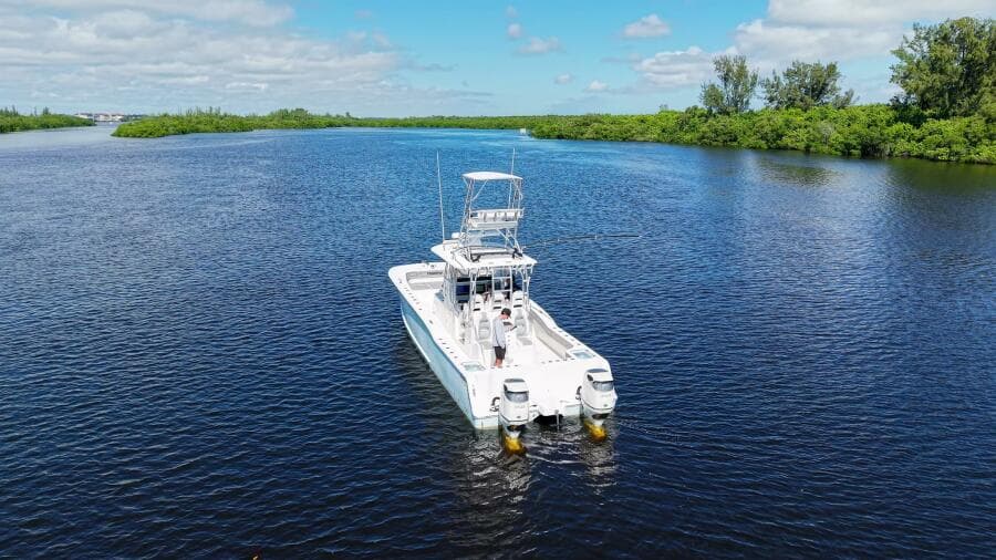 2020 TideLine Boats 365 OFFSHORE
