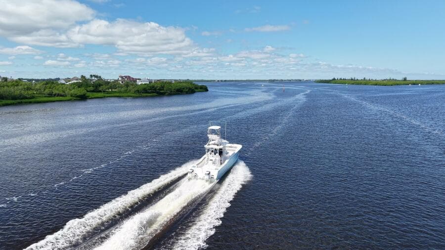 2020 TideLine Boats 365 OFFSHORE