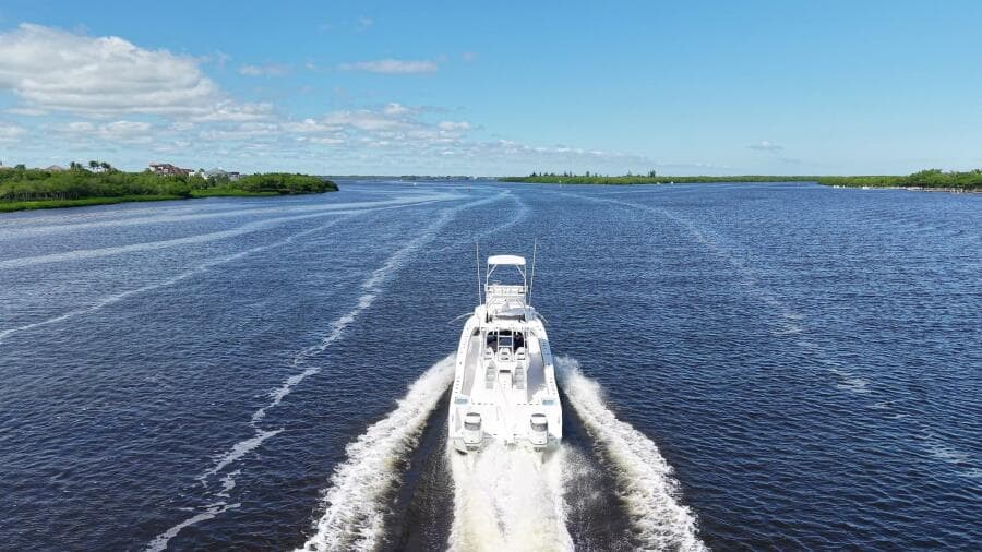 2020 TideLine Boats 365 OFFSHORE