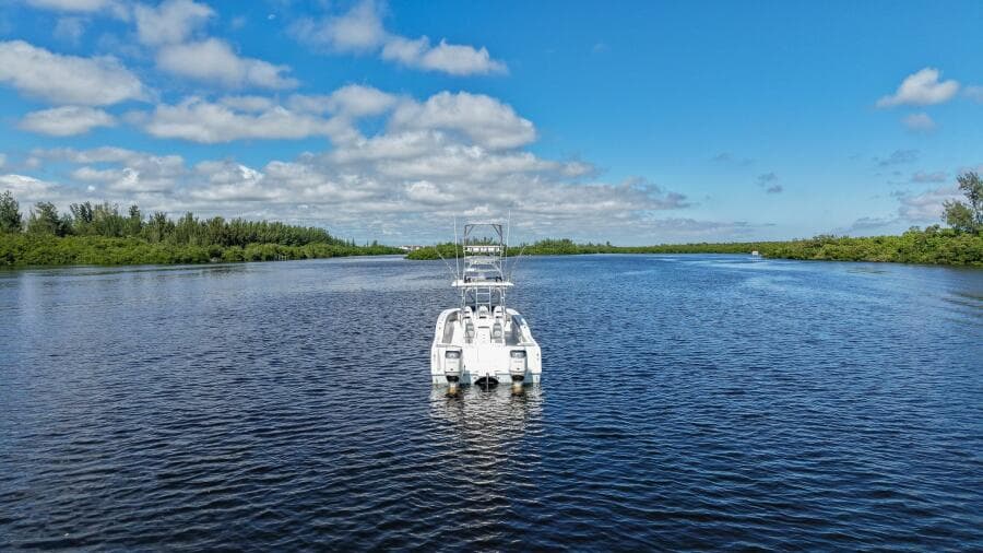 2020 TideLine Boats 365 OFFSHORE