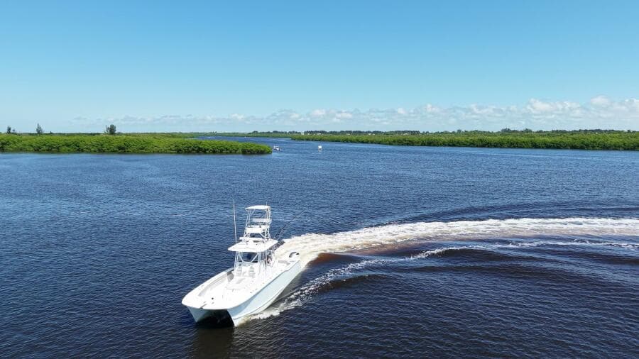 2020 TideLine Boats 365 OFFSHORE