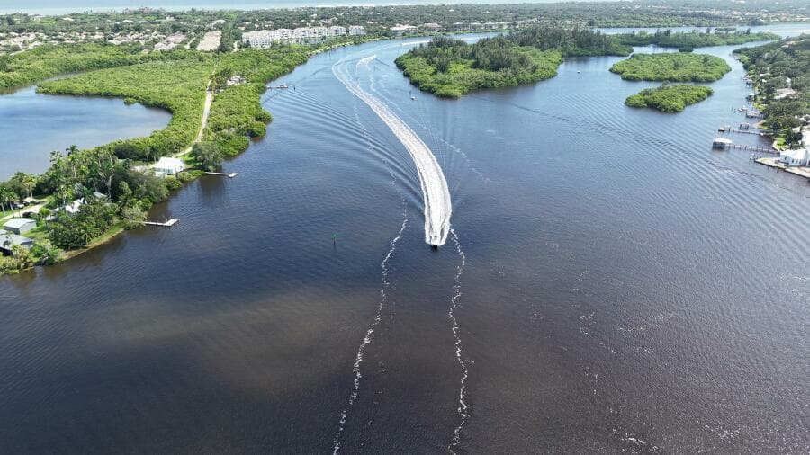 2020 TideLine Boats 365 OFFSHORE