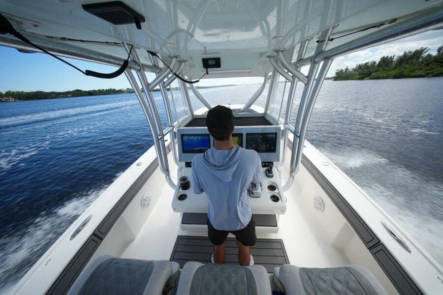 2020 TideLine Boats 365 OFFSHORE