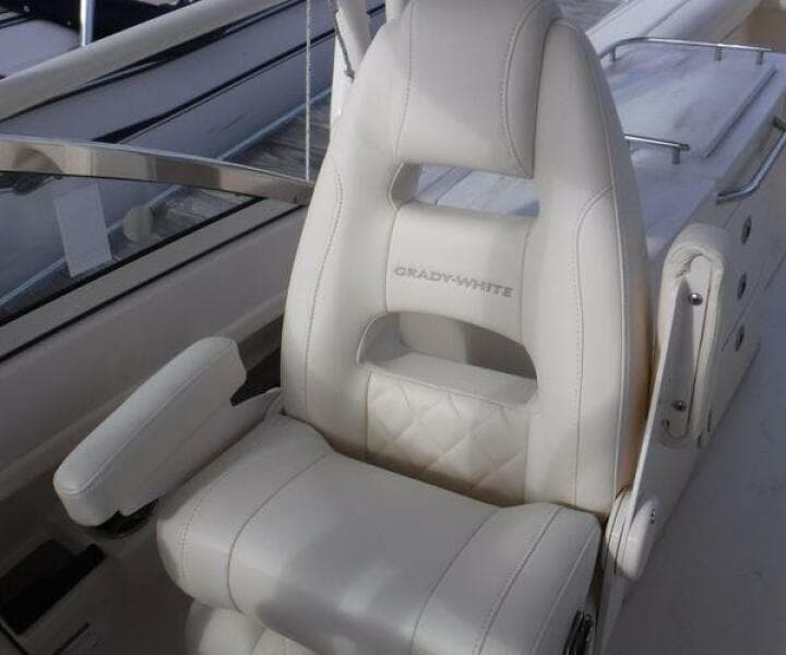 2020 Grady-White 275 Freedom