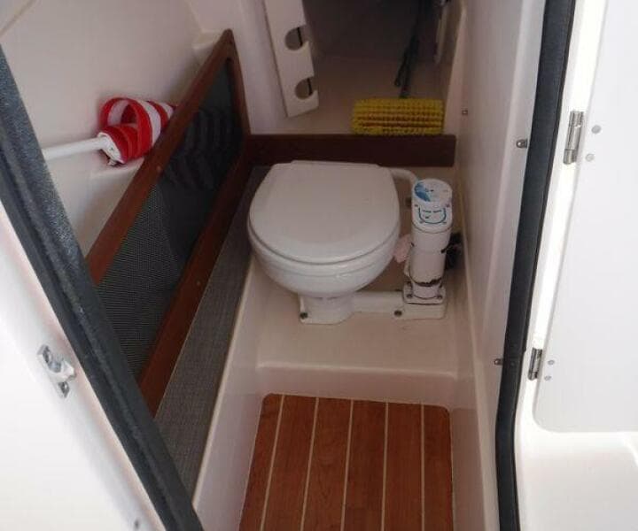 2020 Grady-White 275 Freedom