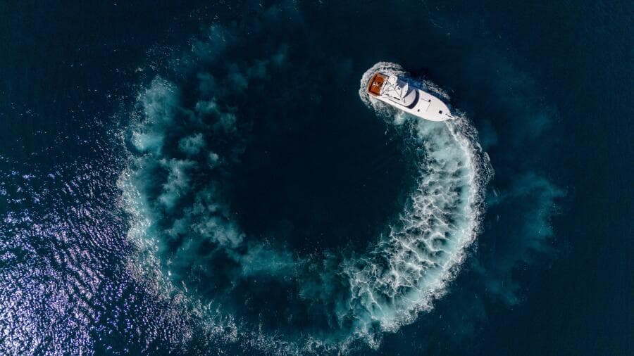 2001 Hatteras 60 Convertible - Sinyorita Salada