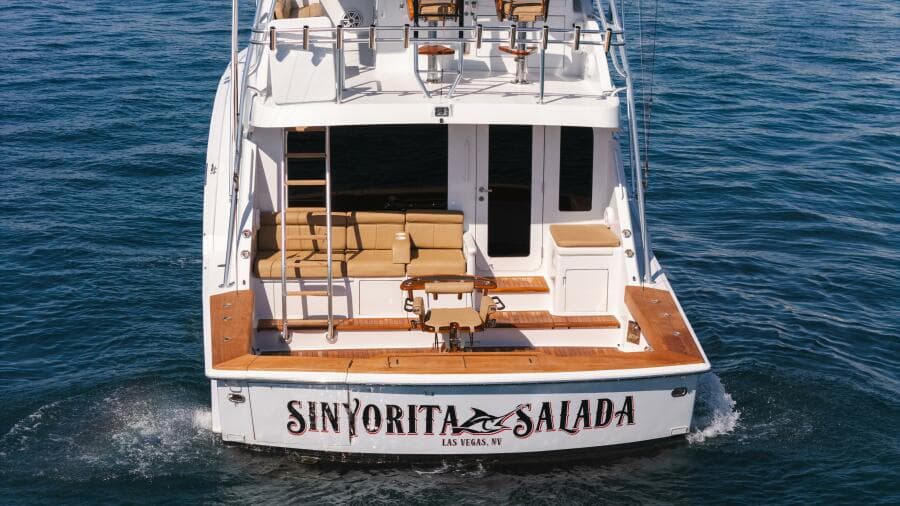 2001 Hatteras 60 Convertible - Sinyorita Salada