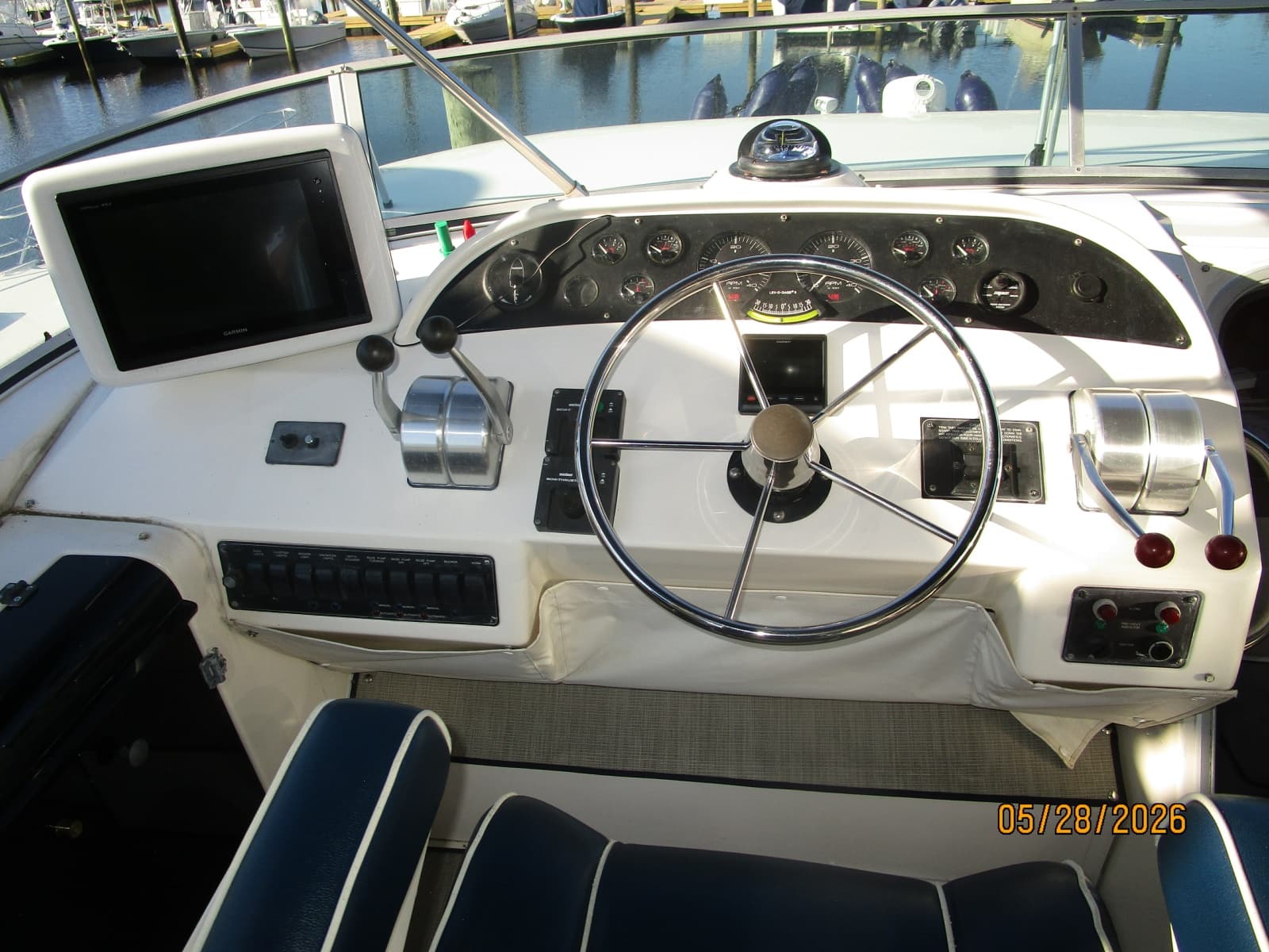 1998 Bayliner 4788 - Photo 18