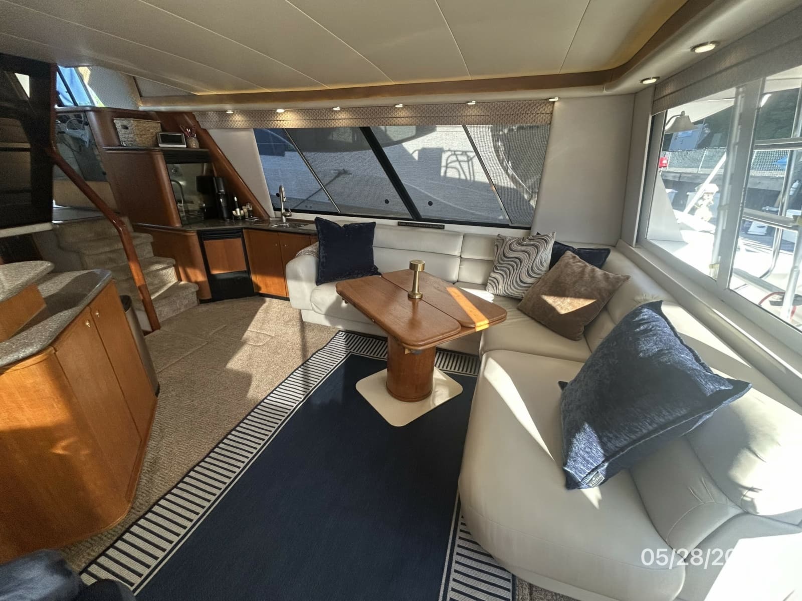 1998 Bayliner 4788 - Photo 39
