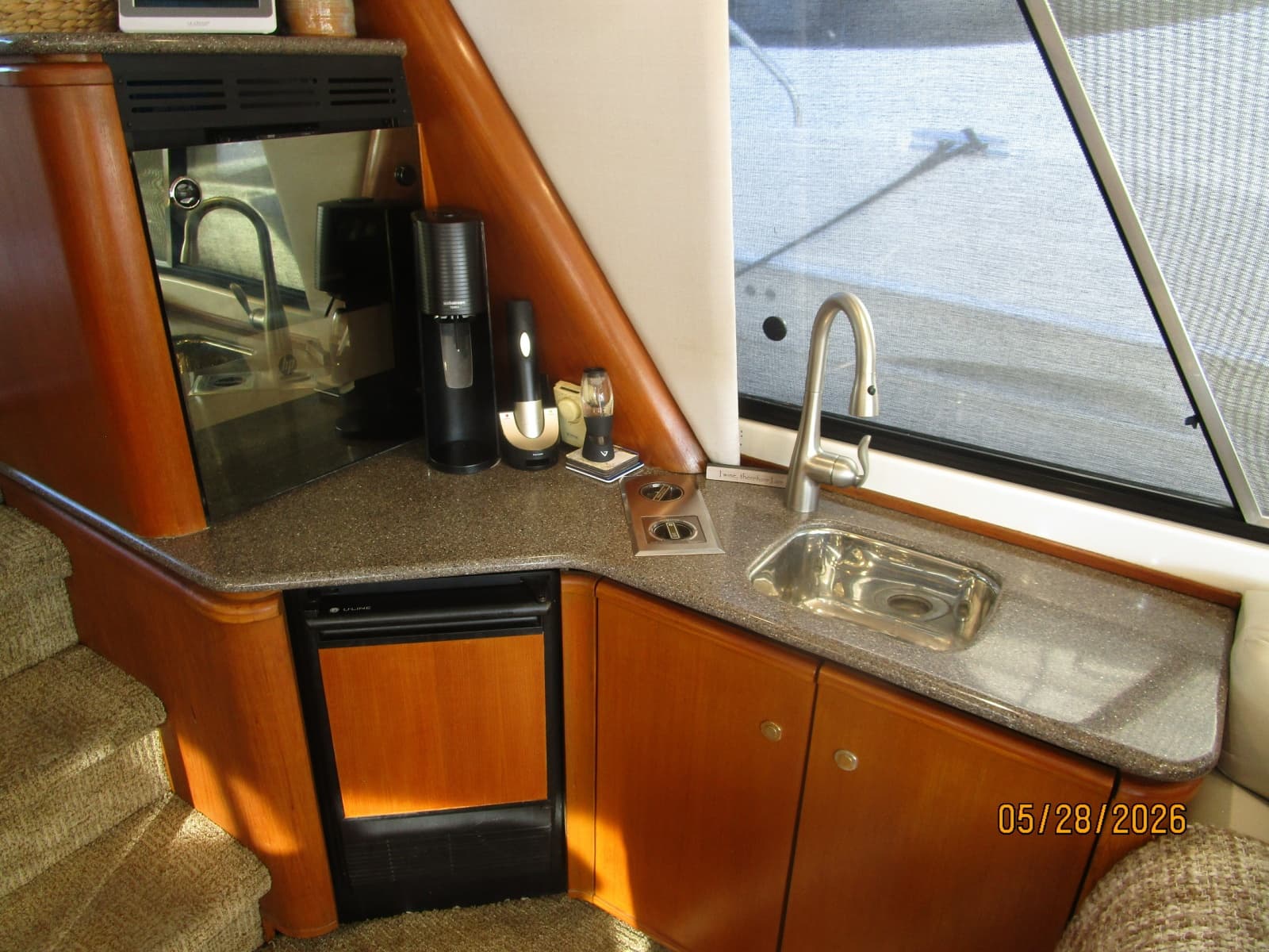 1998 Bayliner 4788 - Photo 40