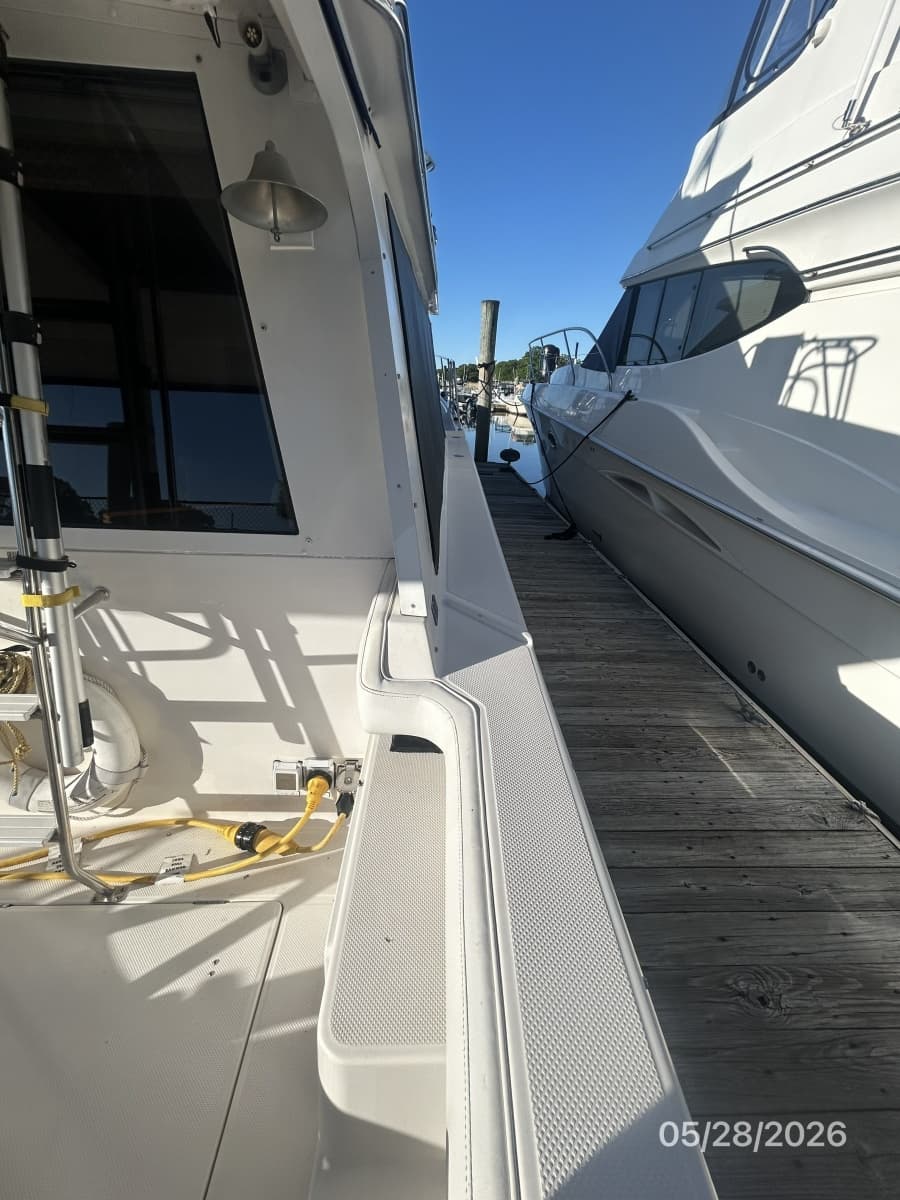 1998 Bayliner 4788 - Photo 13