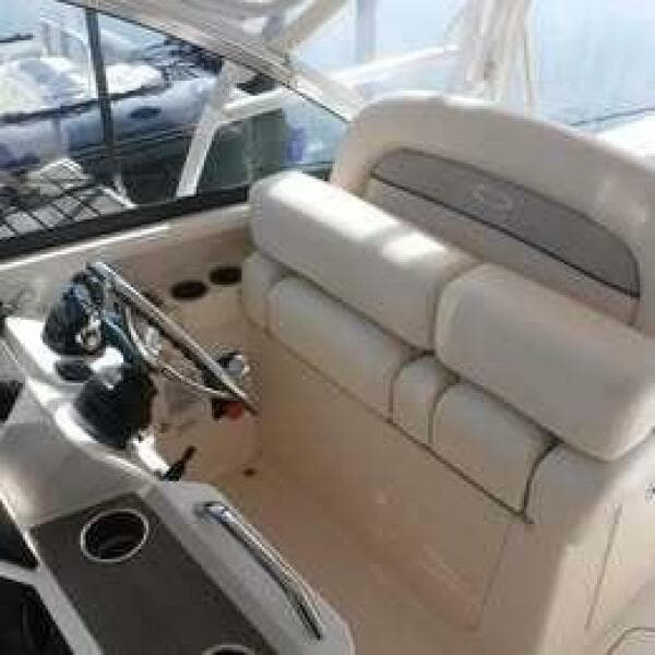 2016 Grady-White 335 Freedom, 109 hours