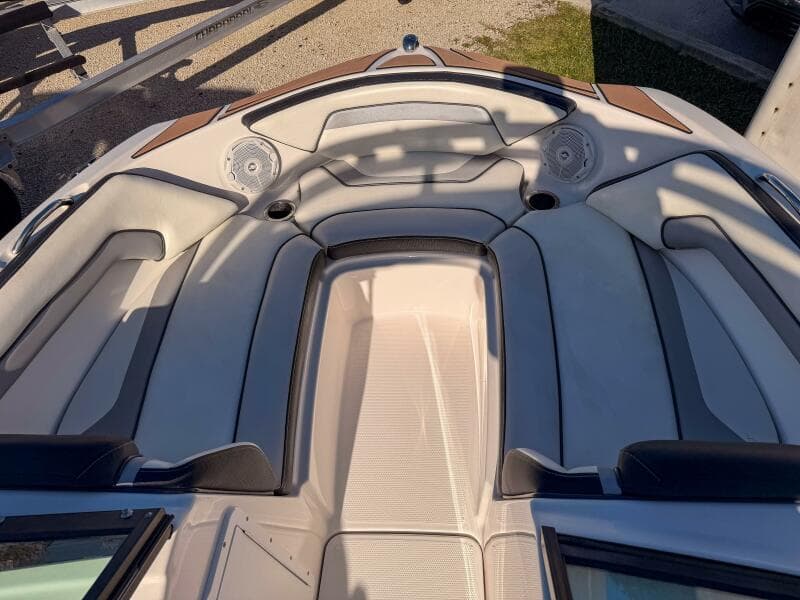 2017 Yamaha Boats AR195