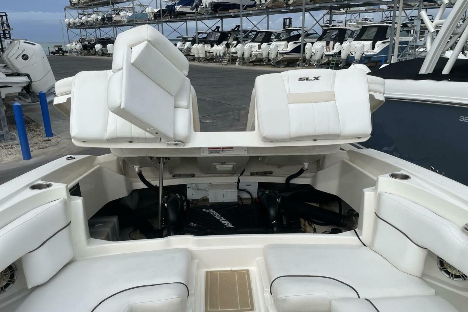 2008 Sea Ray 270 SLX - Photo 31