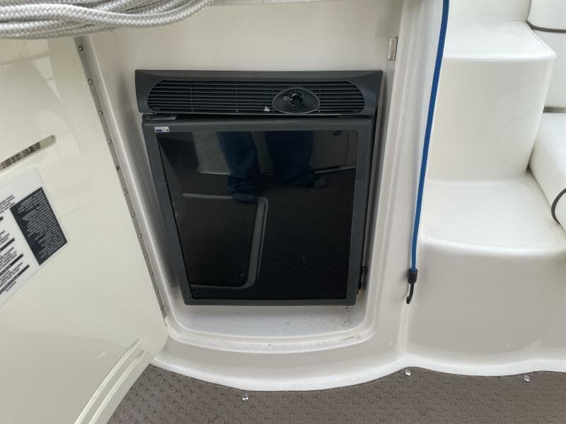 2008 Sea Ray 270 SLX