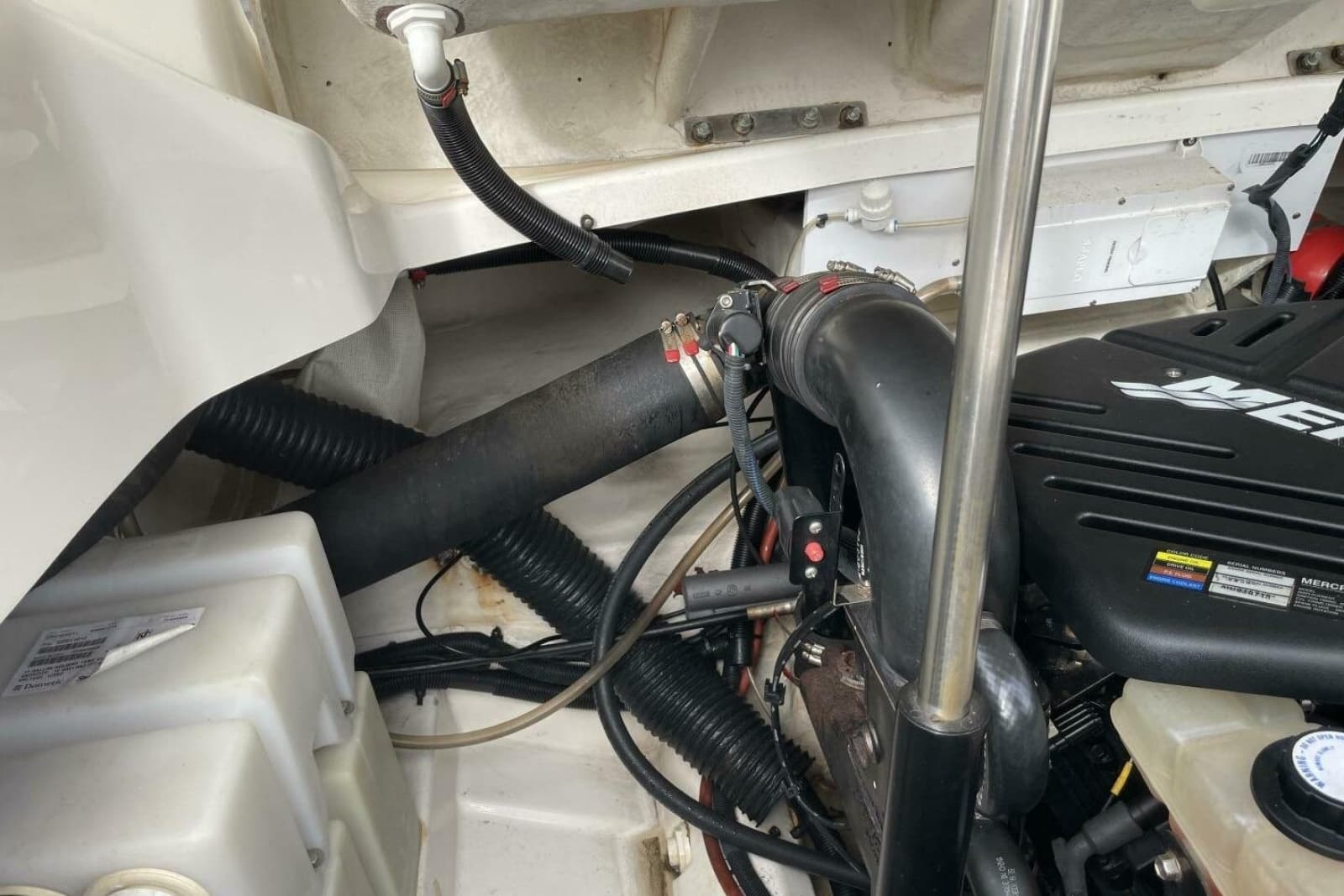 2008 Sea Ray 270 SLX - Photo 30