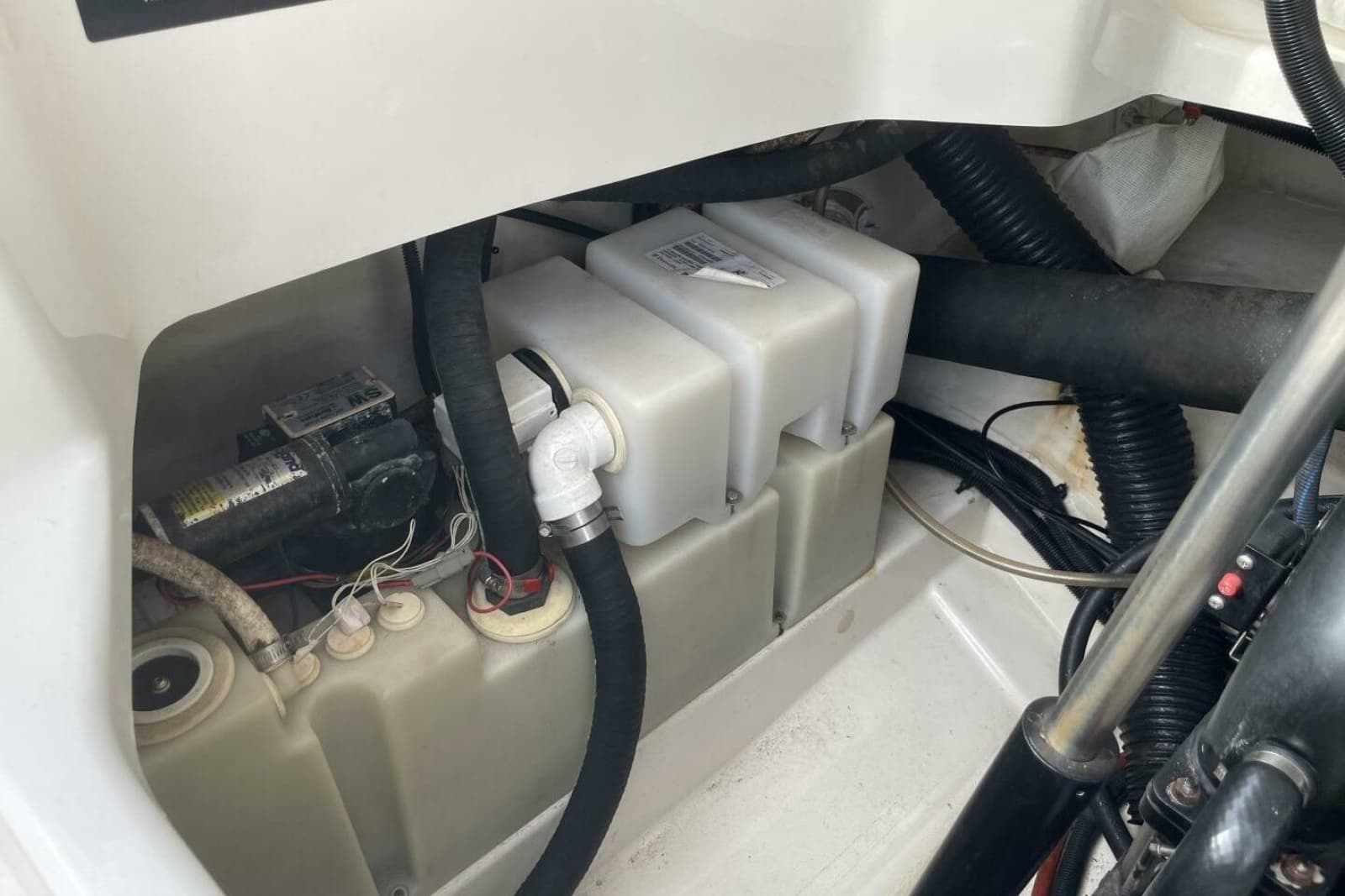 2008 Sea Ray 270 SLX - Photo 29