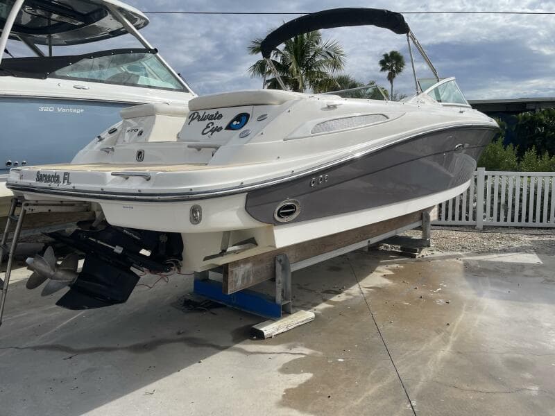 2008 Sea Ray 270 SLX