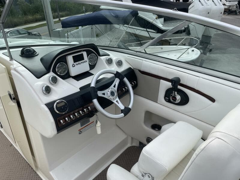 2008 Sea Ray 270 SLX