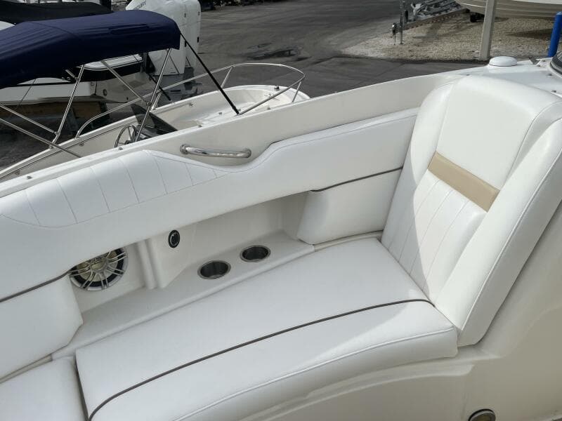 2008 Sea Ray 270 SLX