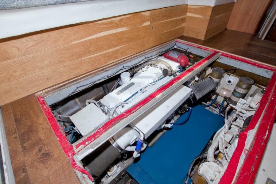 1998 Luhrs 36 Convertible