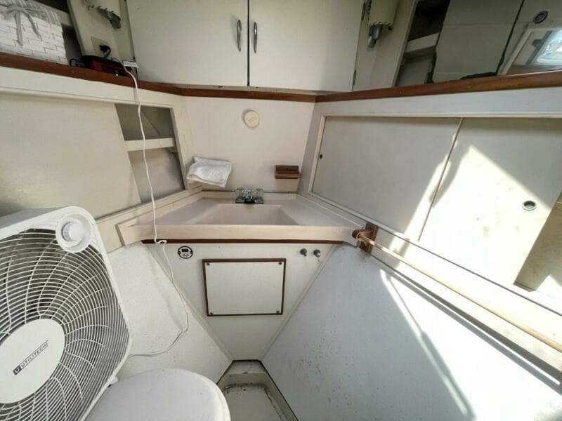 1969 Chris-Craft 47 Commander