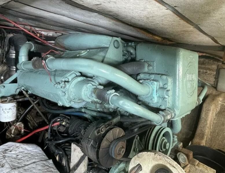 1969 Chris-Craft 47 Commander